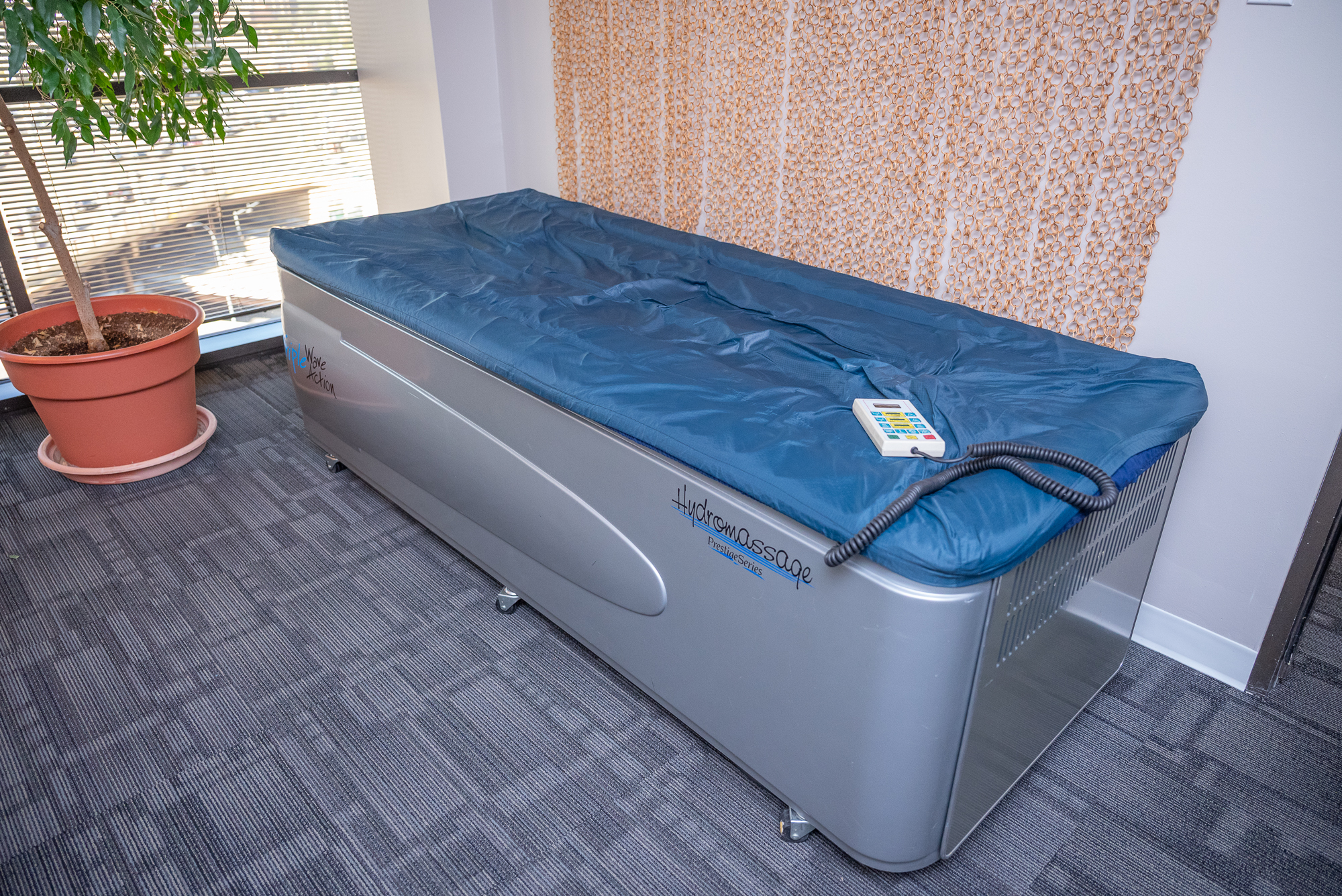 HydroMassage Table